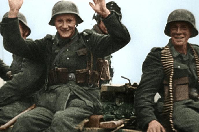 La 12e division blindée SS, surnommée la « Baby Division », était composée majoritairement de 20 000 très jeunes soldats.