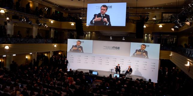 A Munich, Macron exhorte les Allemands à être « plus ambitieux » pour relancer « l'aventure européenne »