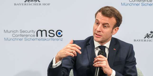 Pour Emmanuel Macron, la Russie va « continuer à essayer de déstabiliser » les démocraties occidentales