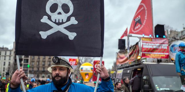 Mobilisation contre la réforme des retraites : 92 000 manifestants en France, un chiffre en baisse