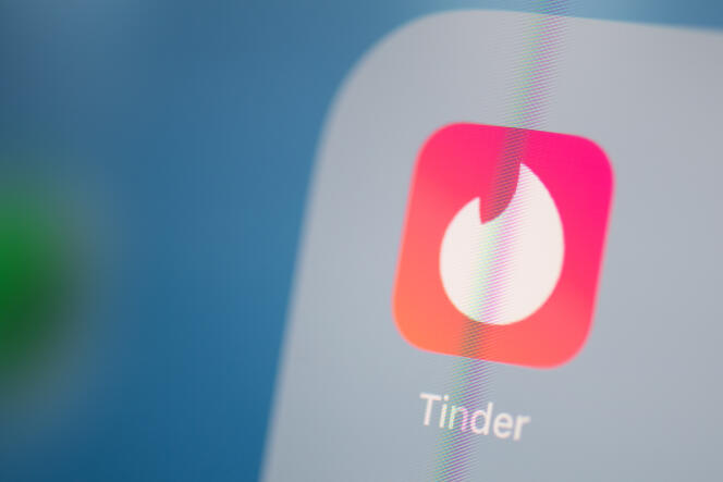 l’application Tinder a été lancée le 12 septembre 2012.