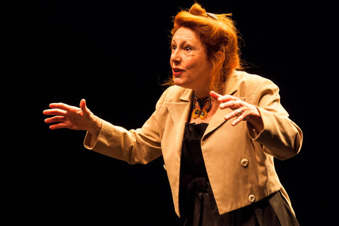 La conteuse et comédienne Jeanne Ferron au Festival de Fribourg.