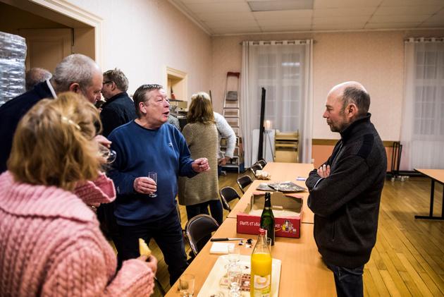 Lors du pot de départ de Jean Vogel, après le dernier conseil municipal de son mandat, le 20 janvier.