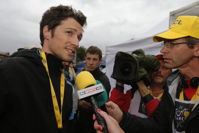Nicolas Portal répond à la presse anglaise sur le Tour de France 2013.