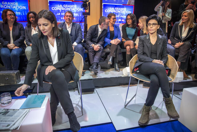 Les deux candidates à la mairie de Paris, Anne Hidalgo et Rachida Dati, lors du débat  sur le plateau de LCI, le  4 mars.