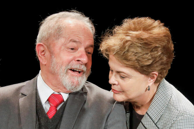 Les anciens présidents brésiliens Luiz Inacio Lula da Silva et Dilma Rousseff, à Paris, le 2 mars 2020.