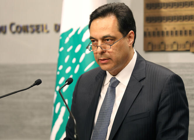 Le premier ministre libanais, Hassan Diab, à Beyrouth, samedi 7 mars.