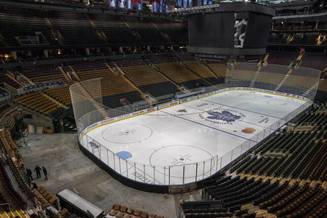 Le championnat nord-américain de hockey sur glace est suspendu depuis le 12 mars 2020.