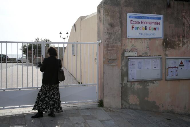 Une école fermée, à Ajaccio, le 13 mars.
