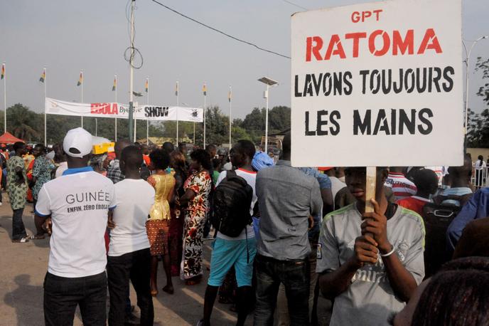 Lors d’un concert « Bye bye Ebola » à Conakry, le 30 décembre 2015.