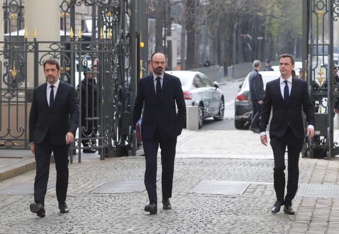 Christophe Castaner, Edouard Philippe et Olivier Véran avant une réunion place Beauvau, à Paris, le 17 mars.