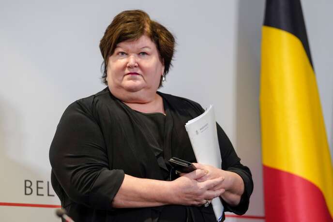 Maggie De Block, ministre belge de la santé, après un conseil des ministres du gouvernement fédéral, le 20 mars à Bruxelles, sur les plans de soutien aux conséquences économiques et sociales du Covid-19.