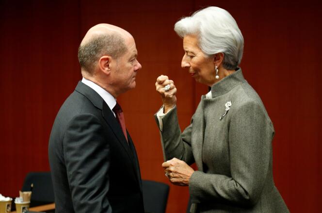 Le ministre des finances allemand, Olaf Scholz, et la présidente de la BCE, Christine Lagarde, à Bruxelles, le 17 février 2020.