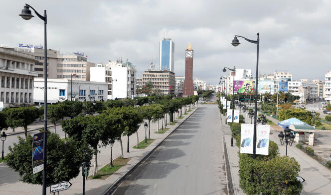 L’avenue Habib-Bourguiba, coeur de Tunis,  le 22 mars 2020.