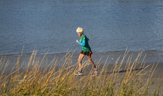 La marathonienne franco-américaine Ginette Bedard au cours d’un entraînement à l’âge de 85 ans, en 2018.