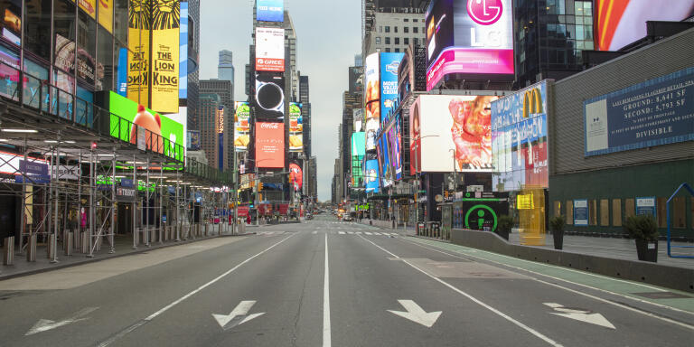 New York City emptied by the Covid19  pandemy , March 30th 2020 . Times Square.