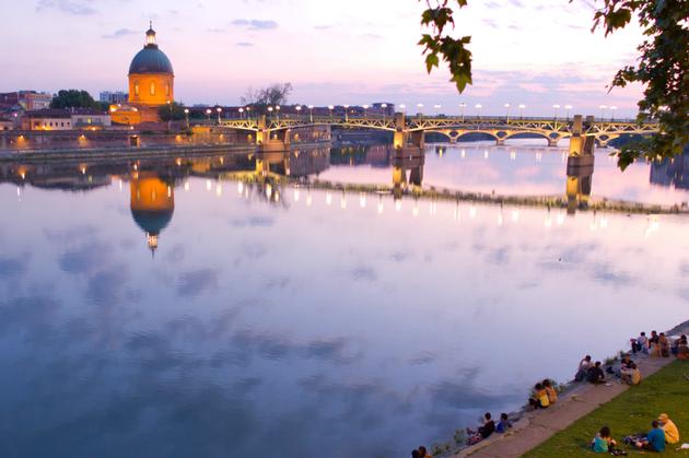 Les bords de la Garonne, à Toulouse.