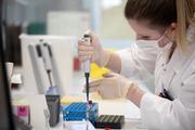 Dans un laboratoire à Colmar, le 14 avril 2020.