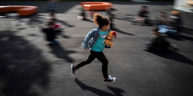 Restrictions contre le Covid-19 : la question de l’accueil des enfants par les assistantes maternelles pas encore tranchée