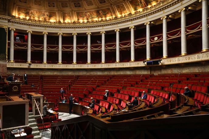 Le premier ministre, Edouard Philippe, lors des questions au gouvernement, à l’Assemblée nationale, le 14 avril.