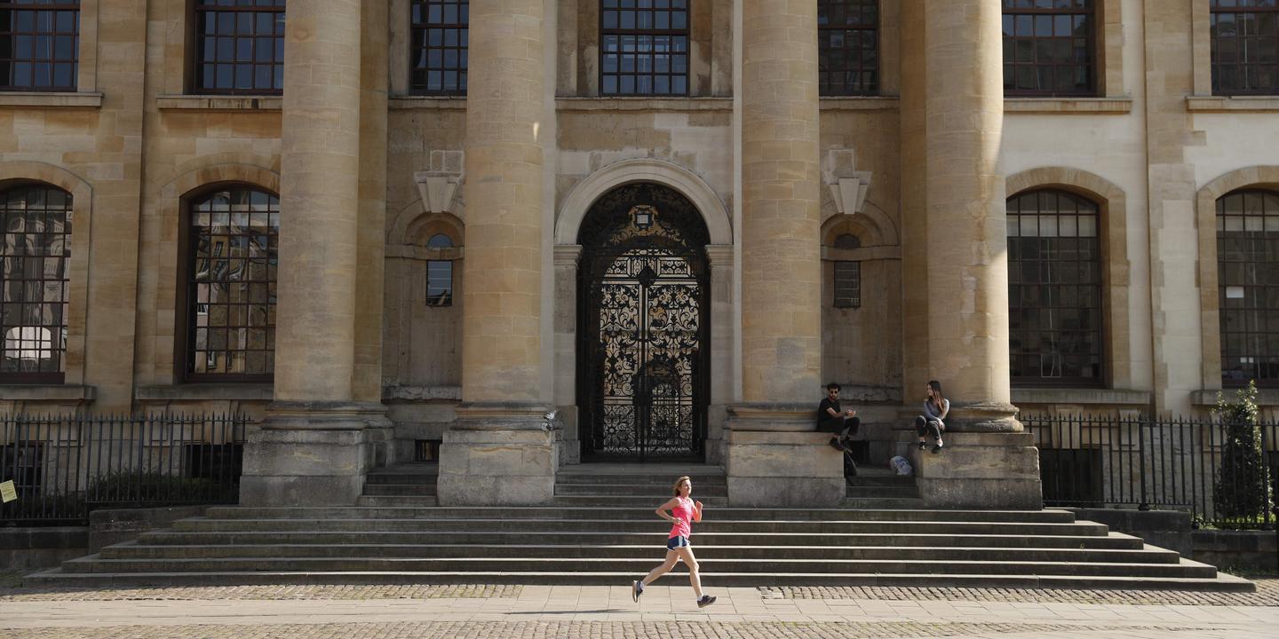 Au Royaume-Uni, la génération Z dans l’étau des prêts étudiants