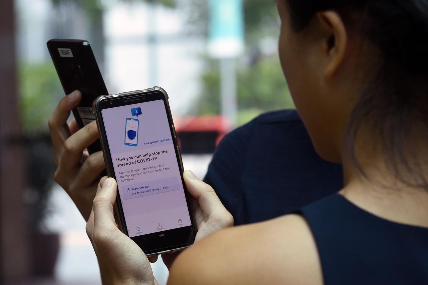 Application StopCovid : la France isolée dans son bras de fer avec Apple et Google