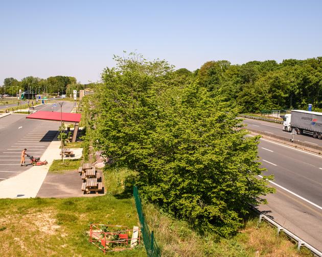 L’aire Orléans-Saran, sur l’autoroute A10, durant le confinement imposé pour lutter contre l’épidémie due au coronavirus, le 23 avril.