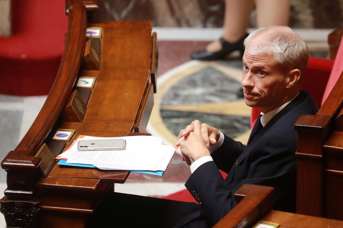 Le gouvernement supprime sa page controversée « désinfox coronavirus »