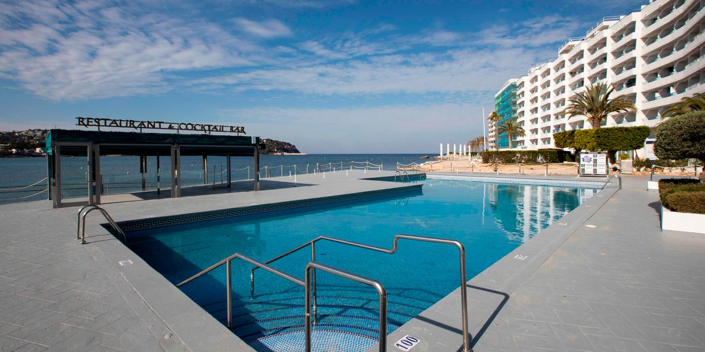En Espagne Les Hoteliers Se Preparent Pour Rouvrir Au Plus Vite
