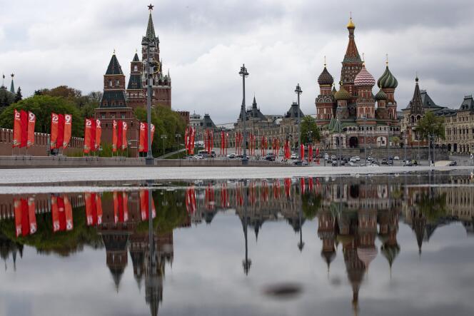 Les drapeaux célèbrant le 9 mai à Moscou.