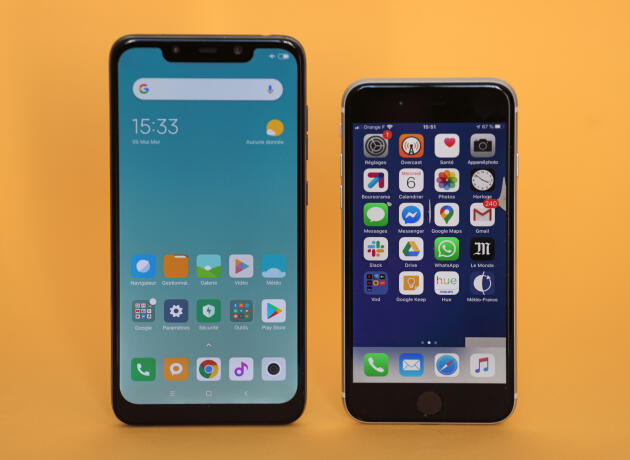 L’iPhone SE à côté d’un mobile Android au standard de taille actuel, le Pocophone F1, vendu deux fois moins cher.