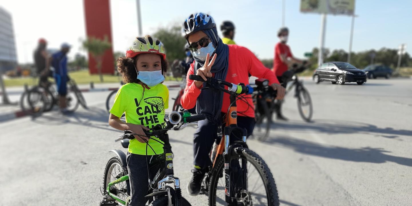 A Tunis Les Cyclistes Profitent Du Confinement Pour S Affirmer