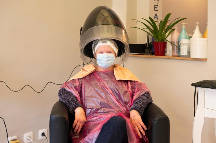 Epitete, salon de coiffure à Saint-Rémy-lès-Chevreuse (Yvelines), le 11 mai.