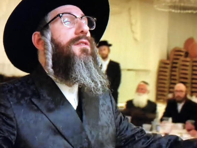 Eli Rosen dans le rôle du rabbin Yossele, « Unorthodox », Netflix.