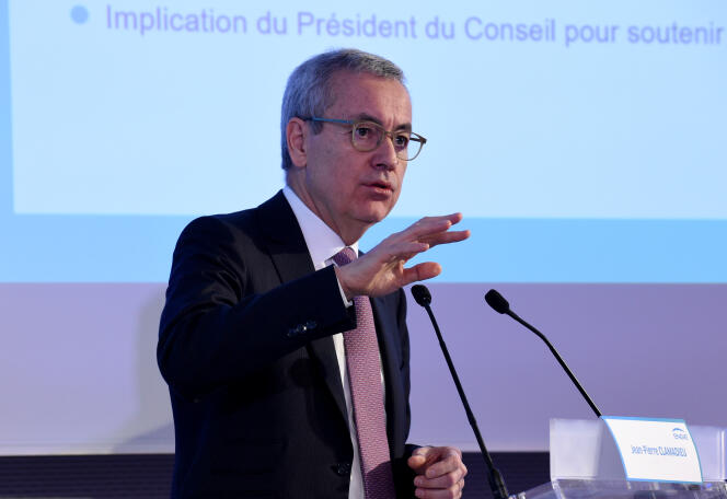 Le président non exécutif d’Engie, Jean-Pierre Clamadieu, à la Défense, près de Paris, en février.