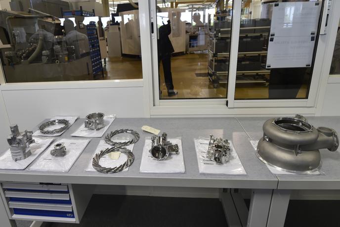 A l’usine de Liebherr-Aerospace, à Campsas (Tarn-et-Garonne), en mai 2017.