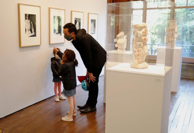 Visite du musée Giacometti, à Paris, le 15 mai.