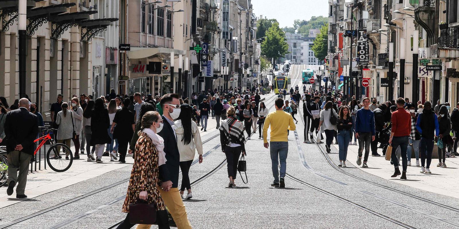 Coronavirus en direct  moins de 20 000 hospitalisations dues au Covid