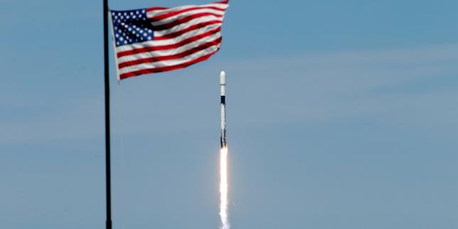 Vol spatial habité : avec la fusée made in America de SpaceX, les Etats-Unis font leur retour historique