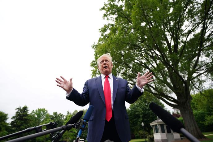 Donald Trump lors de la conférence de presse du 21 mai, à Washington, annonçant le retrait des Etats-Unis du traité Ciel ouvert.
