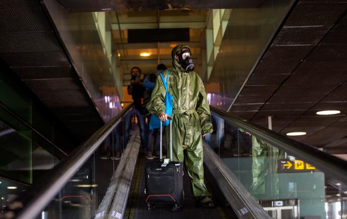 A l’aéroport de Barcelone, le 15 mai.