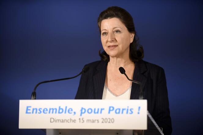 La candidate (LRM) Agnès Buzyn, à la Mairie de Paris, le 15 mars.