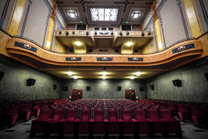 Une salle du cinéma Louxor à Paris, le 7 mai 2020.
