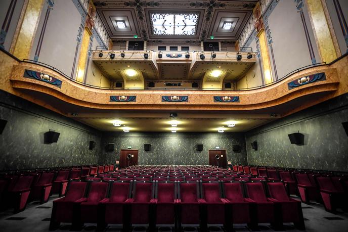 Une salle du cinéma Louxor à Paris, le 7 mai 2020.