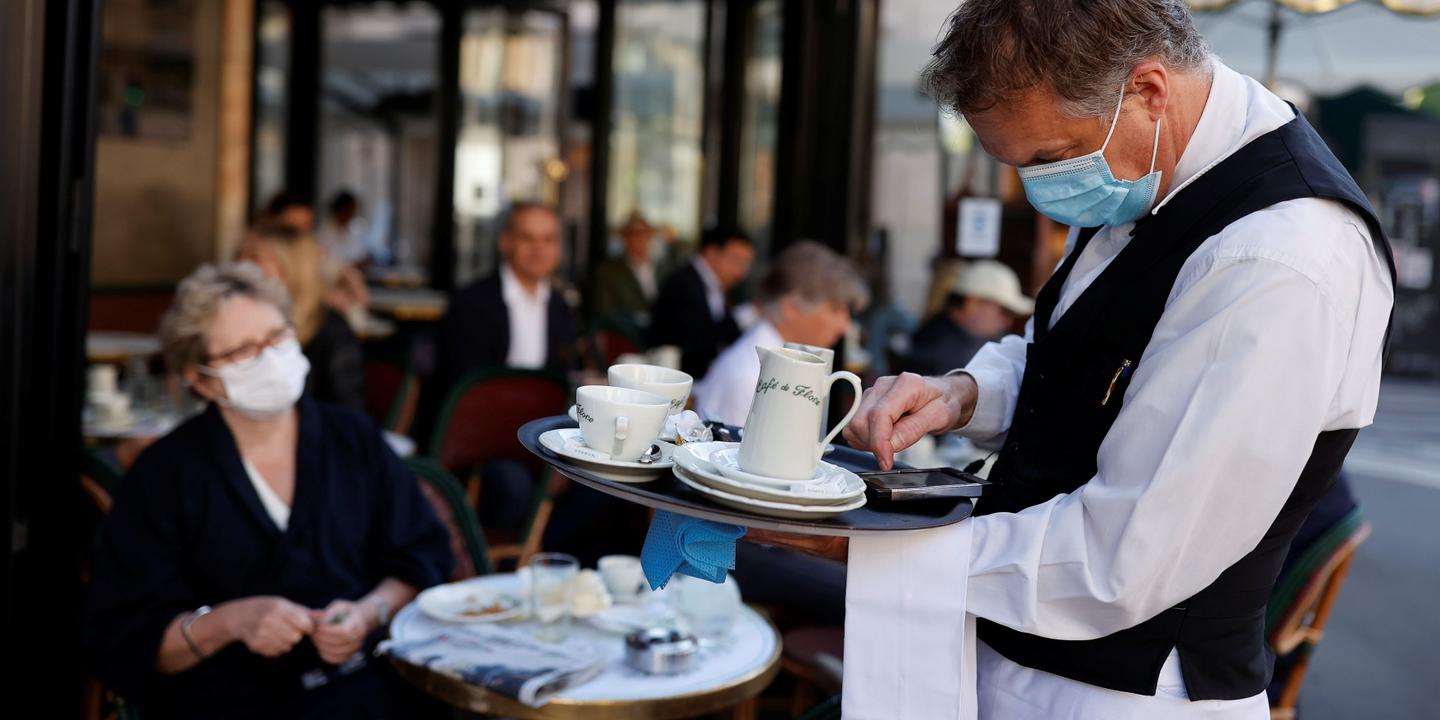 Paris en « alerte maximale » face au Covid19 les bars ferment, les