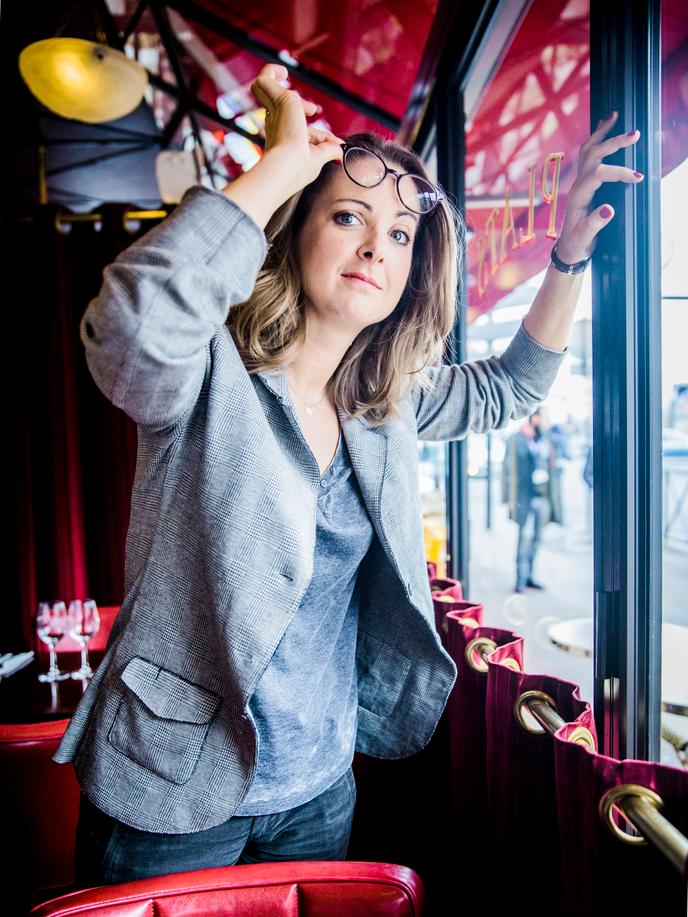 La journaliste satirique Charline Vanhoenacker, en janvier 2016, à Paris.