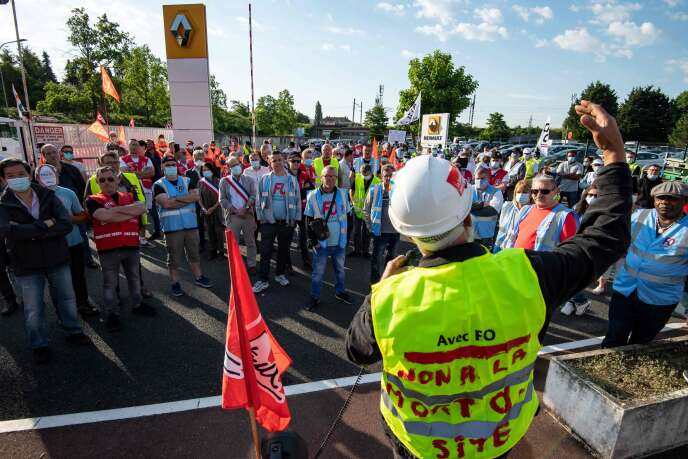 Les salariés de Choisy, 262 au total, se sont mis en grève mercredi dès 6 heures pour protester contre la fermeture annoncée de leur site, spécialisé dans la rénovation et le reconditionnement des moteurs et boîtes de vitesse.