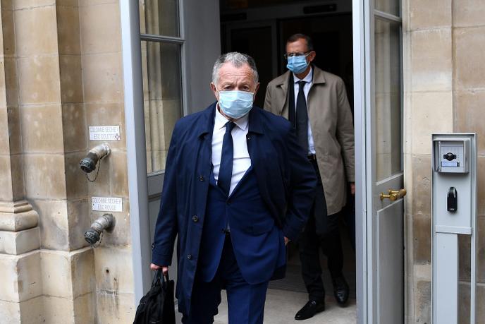 Attaques Tacles Et Contre Attaques Le Football Francais