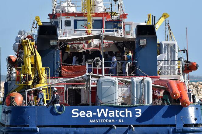 Le « Sea-Watch 3 » est le premier bateau à avoir repris la mer. Il a quitté le 8 juin le port sicilien de Messine, après trois mois d’immobilisation.