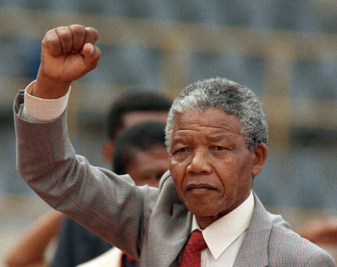 Nelson Mandela en février 1990.
